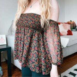 American Eagle Floral Off-Shoulder Top